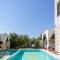 Villa Green Mare