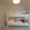 New stylish 4 bed house moments from Clacton beach