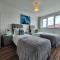 Cheerful 4 - Tranquil Oasis Modern and Spacious Retreat 4-Bedroom with Private Parking and Serene Gardens - 卢顿