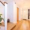 Edinburgh Modern 3-Storey 3-Bedroom City Apartment