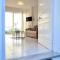 Minimal Sea House