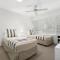 Ocean Terraces Split Level Apartment At The Beach