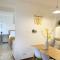 Silver Sun Apartment