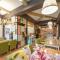 Feather and Flowers Homestay - 吉安