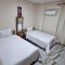 Midpoint Sea View - families only