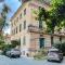 Appartamenti in Villa del 900 (A)
