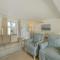 Charm Cottage - Charmouth