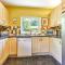 Xanadu: Stylish Family Home by the Pub and Beach - Beadnell