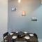 Cameron top31 golden hills night market homestay