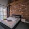 The Eden Warehouse - Green Apartment, sleeps 5