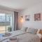 Lucky Star Marina Apartment, with Pool