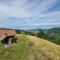 Haus am Berg mit Wellnessbereich, Bar und Panorama