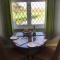 Round-y-Corner