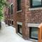 Newly Renovated 2bed, 2bath private apartment, minutes from Boston. - Brookline