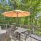 Peaceful Pisgah Mountain Getaway with Hot Tub!