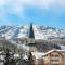 Contemporary Magic Mountain Chalet Close to Skiing, Hiking, Fun - Londonderry