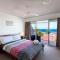 12 Cascades Top Floor Apartment In Prime Position