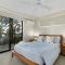 4 Domani Large Townhouse with Ocean Views