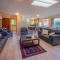 Woodills Wonderland - Akaroa Holiday Home