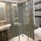 A chic lakeside dig - Alexandra Apartment Fonyod