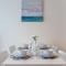 HiGuests - Superb Lake Views from this 2BR Apt in JLT - Дубай