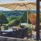 Horseshoe House
