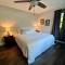 Beautiful 2 BR 1 BA Cabin in Blue Ridge Mountains: The Little White House