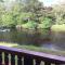 RIVERSIDE LODGE RETREAT