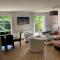 DISNEY & PARIS Happy Villa for 10 persons with Private Garden & Terrace 4 bedrooms, 3 bathrooms FIBER Wifi Netflix & free Parking