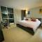 2 Rooms, 1 King Size bed, 64" Smart HDTV