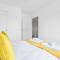 Modern 5 Bedroom 3 Bathroom Serviced House Aylesbury with parking By 360Stays