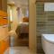 The Sunbird Inn - with luxurious bathroom - Diessen