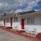 Rocket Motel - كاستر