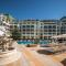 Romance Hotel and Family Suites