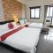 Fish House Hostel - Wujie