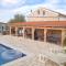 House Hacienda Stoerman - Tkon (Tuconio)