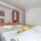 Apartment Goge