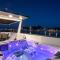The Sea Lodges Novigrad - Hausboot Floating Sea House