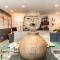 Cosmopolitan Suite, Centrally located to Downtown and the beach. - ساراسوتا
