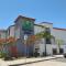 Holiday Inn Express Hotel & Suites Hermosa Beach by IHG