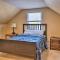 Charming Charleston Home with Yard and Fire Pit! - 查尔斯顿