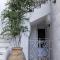 Apatouria Farmhouse