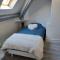 Sous murs, petite maison de ville au charme authentique