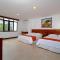 Galapagos Apartments - Bay View House