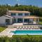 Luxury villa Edoardo with pool in Visinada - Vižinada