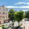 Great Location Apartment