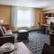 Sonesta Simply Suites Seattle Renton