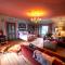 Sawcliffe Manor Country House with Spa, Free Parking, Catering, Self Checkin, Farmstay