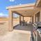 5 Mi to Beach and Marina Lake Havasu Getaway!