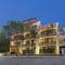 Infinity Suites